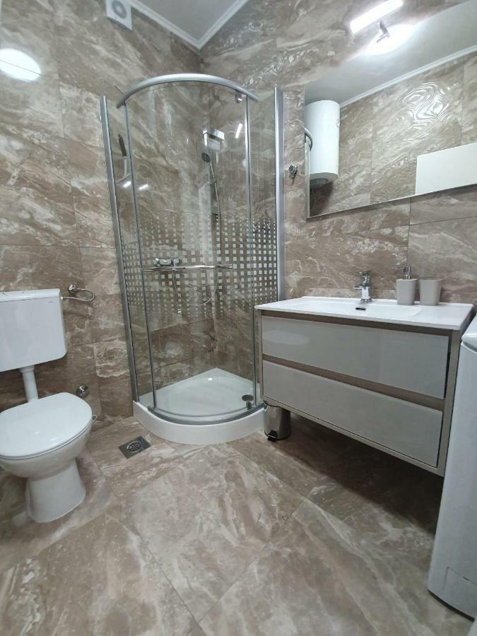 Lastovka Posesi Apartment Medulin Bagian luar foto